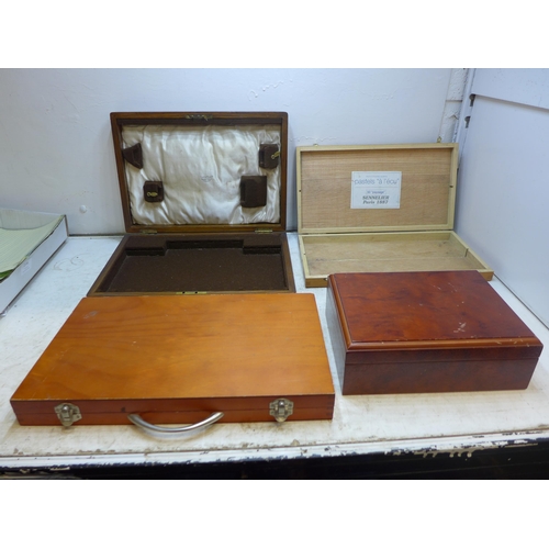 2003 - 5 tooling boxes and an easel box