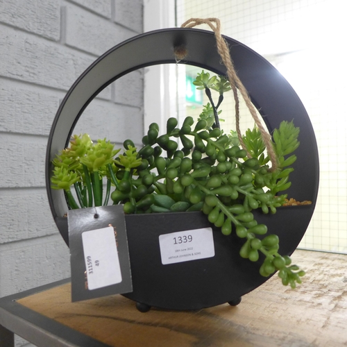 1336 - A display of artificial succulents in a round metal hanging pot, H 20cms (67444212)   #