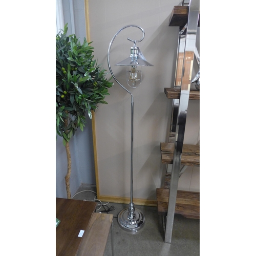 1348 - An Edison bulb hook floor lamp in silver, H 157cms (2432460)   #