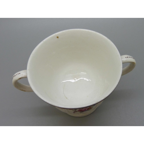 649 - A Mennely pot and cover, 10cm