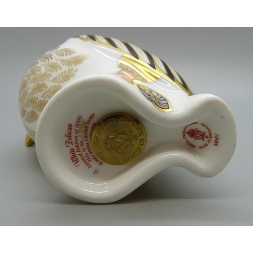 654 - A Royal Crown Derby paperweight, White Pelican, 13cm, number 1,246 of an exclusive limited edition o... 