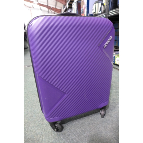 3013 - At Zakk Purple Carry On Suitcase - Hardside Spinner  (254-100)   * This lot is subject to vat