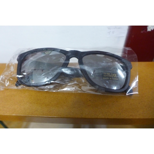 2057 - 20 Pairs UV400 Damson sunglasses - unused in wraps - sold with 10 x 100ml E-Liquid concentrate for E... 