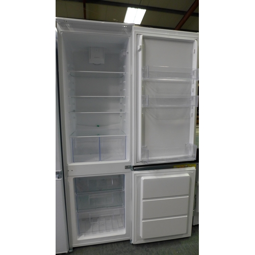 Zanussi 70/30 Fridge Freezer Frost Free (Model ZNHN18FS1