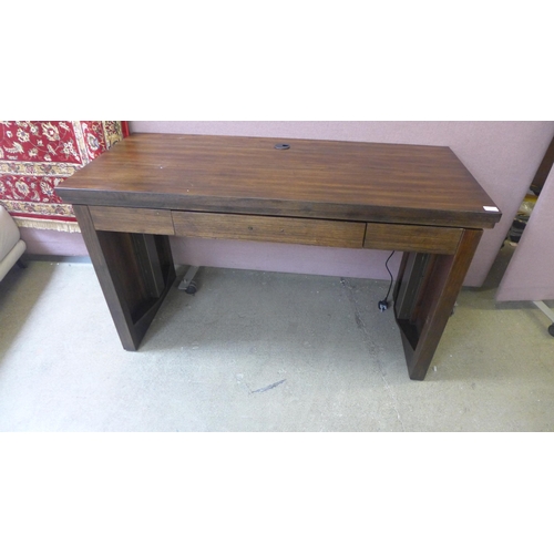 1455 - Wooden Height Adjustable Desk Tresanti   , Original RRP £333.33 + vat (4115-13) * This lot is subjec... 
