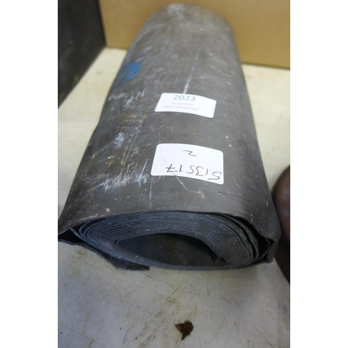 2023 - Part roll of lead flashing