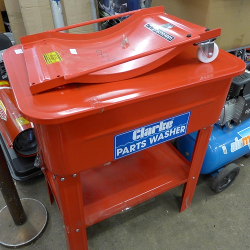 2058 - Clarke parts wash trolley with wheel dolly (MM3780) - sold as scrap * this lot is subject to VAT