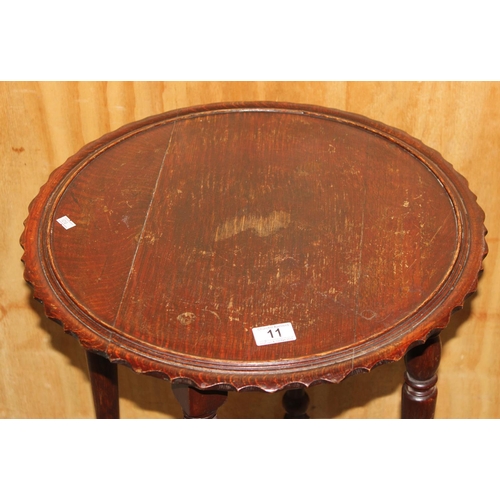 11 - Antique pie crust topped table