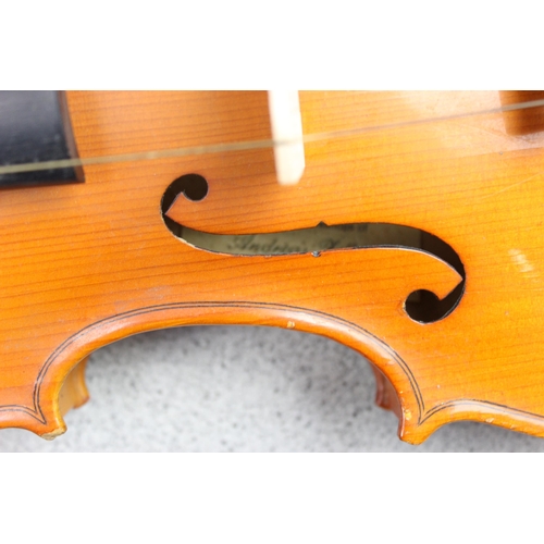 Andreas Zeller Romanian hand built violin with spruce grain front and