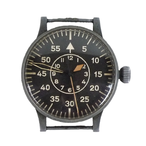 169 - A German WWII Luftwaffe Type B Observers Watch or Beobachtungsuhr (B-Uhr), signed Laco, 22 Steine, c... 