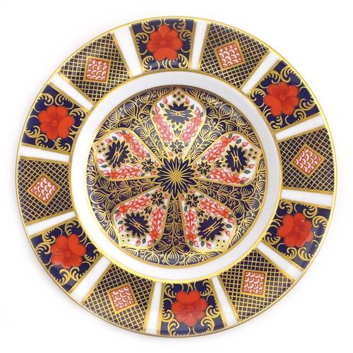 38 - Three Royal Crown Derby plates, in the Imari pattern, 1128, 16cm diameter. (3)