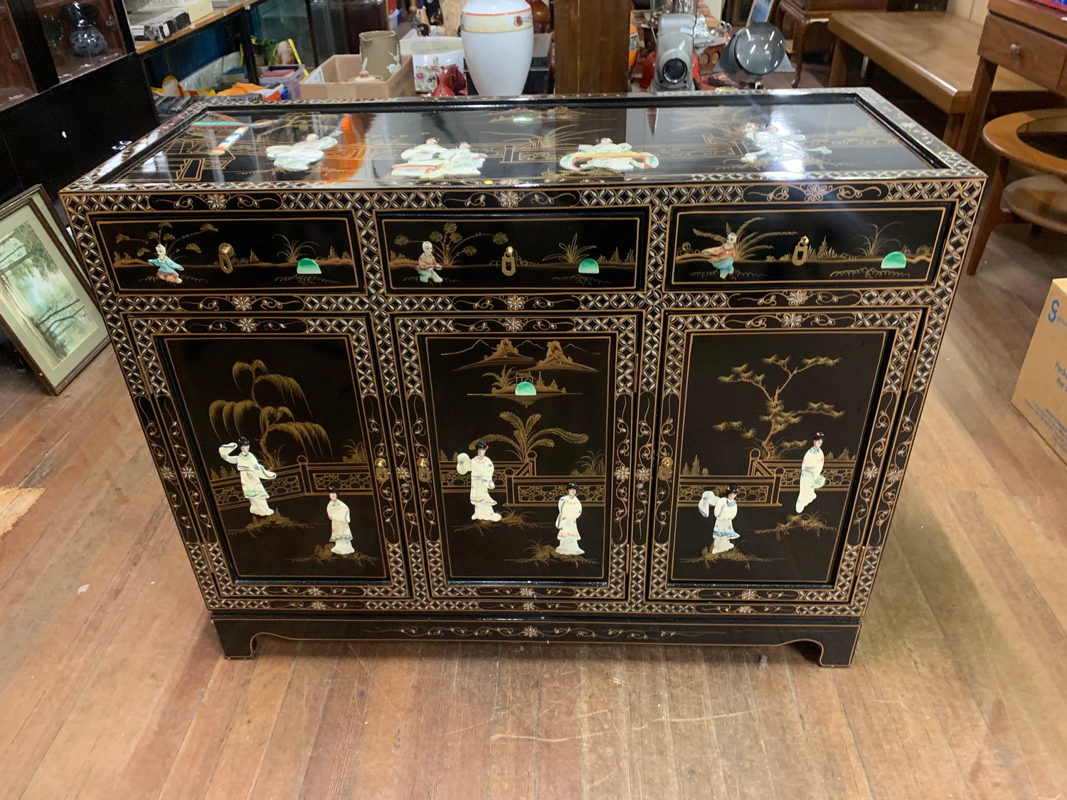 Black Lacquer Mother Of Pearl Oriental 3 Drawer3 Door Sideboard Depicting Mother Of Pearl Geish 4417