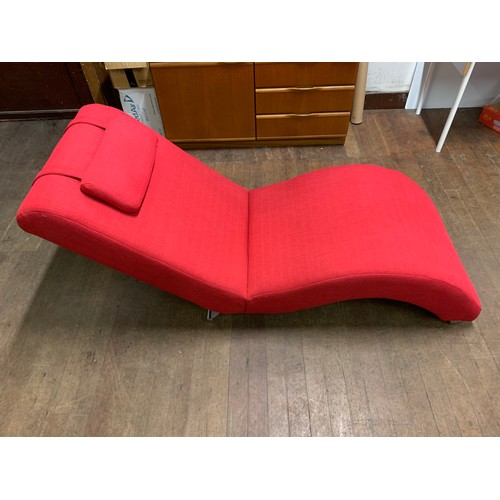 30 - Modern red chaise Lounge. approx 170cm long