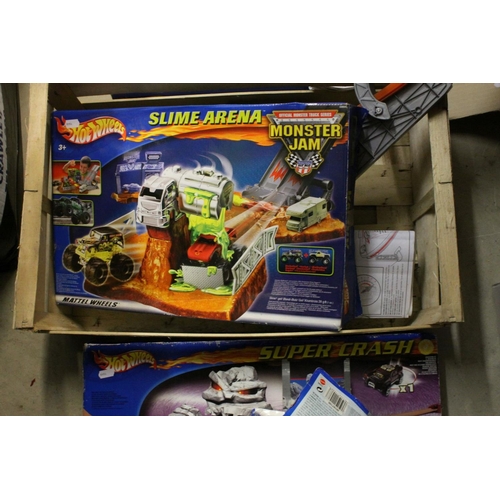 hot wheels alien attack playset