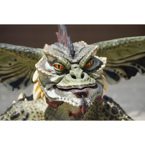 Neca Gremlins 2 Mohawk Gremlin statue, made of resin and measuring 28