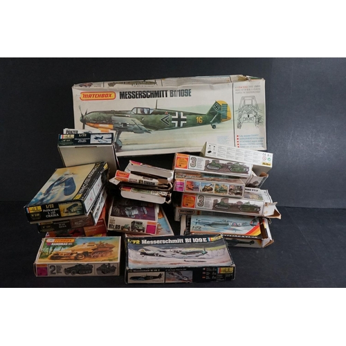 20 Boxed plastic model kits in varying states of completion ... | Barnebys