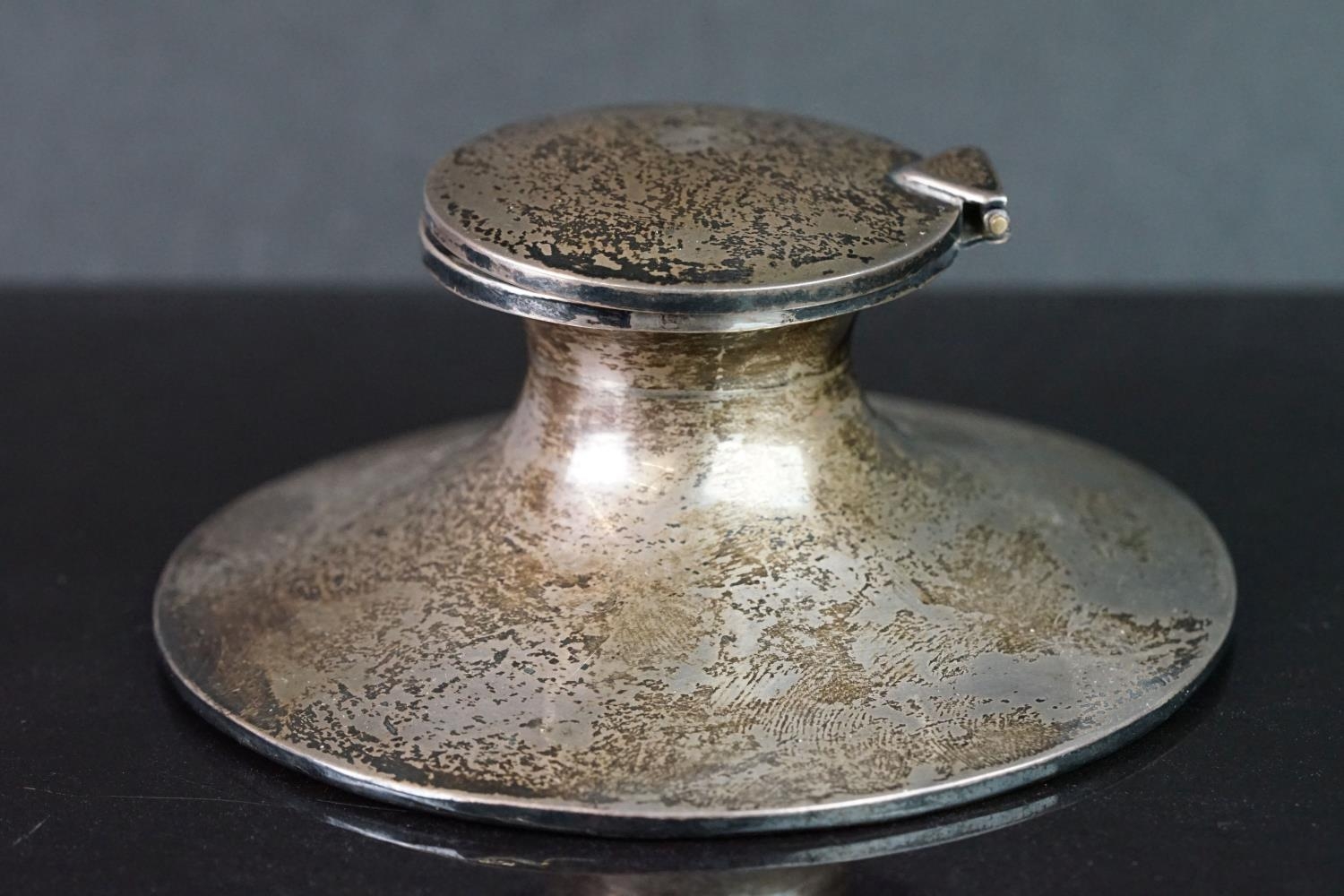 Asprey silver capstan desk inkwell, plain polished, hallmarks partially ...