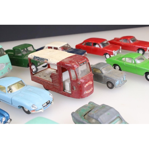 1424 - 16 Triang Spot On diecast models to include Fiat Multipla in yellow, Milk Float, Austin Seven in red... 