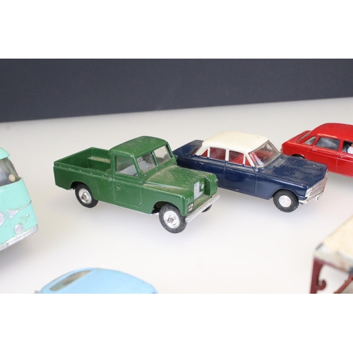 1424 - 16 Triang Spot On diecast models to include Fiat Multipla in yellow, Milk Float, Austin Seven in red... 