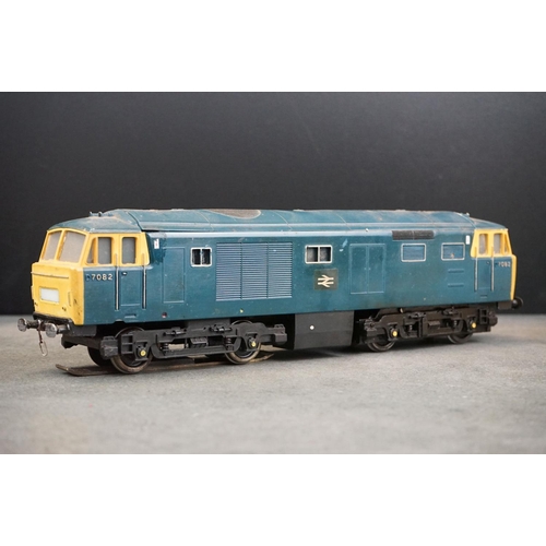 10 - Kit built O gauge D70812 BR Diesel locomotive, plastic & metal, made in England, no makers mark, sho... 