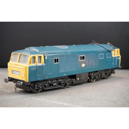18 - Kit built O gauge D7096 BR Diesel locomotive, plastic & metal, unmarked, made in England, showing so... 