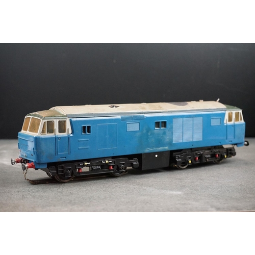 22 - Kit built O gauge Diesel locomotive, plastic & metal, made in England, no makers mark, showing some ... 