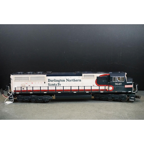29 - Boxed MTH Electric Trains O gauge 20-2221-1 EMD SDL70MAC Diesel BNSF Cab No. 9649 Proto-Sound locomo... 