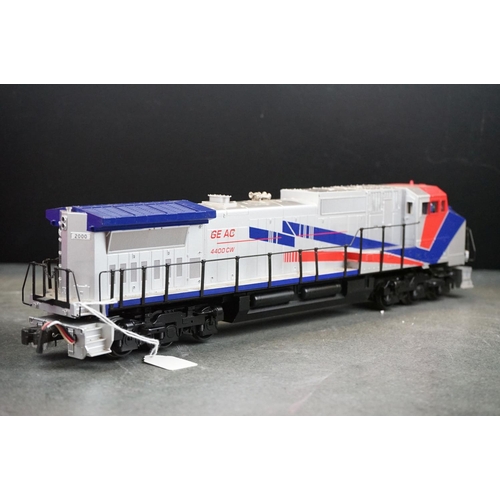 33 - Boxed MTH Electric Trains O gauge 20-2160-1 GE Dash-9 Diesel GE Demo with Proto-Sound locomotive