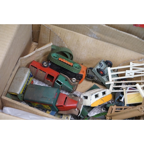 1319 - Quantity of mid 20th C play worn diecast & tin plate models to include Triang Minic, Dinky etc plus ... 