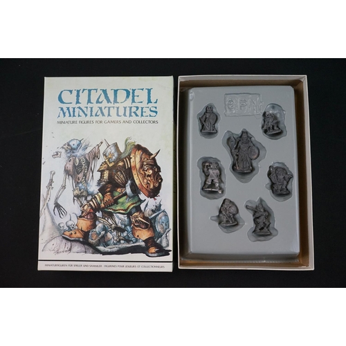 201 - Seven boxed Citadel Miniatures fantasy / war gaming figure sets to include Set 5 Warrior Knights of ... 