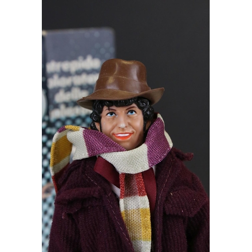 417 - Boxed Harbert Doctor Who 742 Doctor Who figure with original hat and scarf accessory, figure gd, box... 