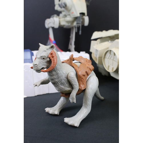 589 - Star Wars - Collection of original toys to include, Wumpa, Rancore, Tauntaun, Imperial Attack Base (... 