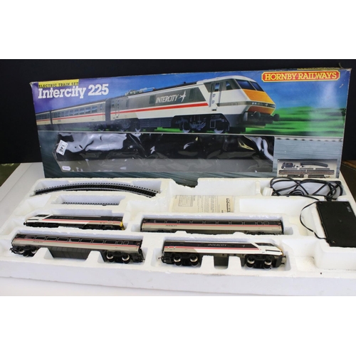 146 - Two boxed Hornby OO gauge electric train sets to include R696 InterCity 125 with locomotive, 3 x rol... 