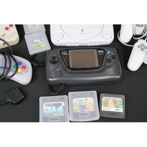 501 - Retro Gaming - Three games consoles to include Sega Game Gear with 4 x games (Lemmings, Sonic The He... 