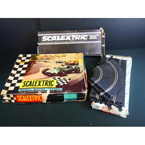 1288 - Boxed Triang Scalextric Set 30 containing both slot cars (C66 Cooper in blue & C67 Lotus in red) plu... 