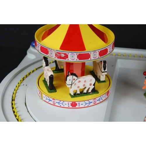 290 - Corgi Magic Roundabout 853 Gift Set train set with figures and accessories, gd overall