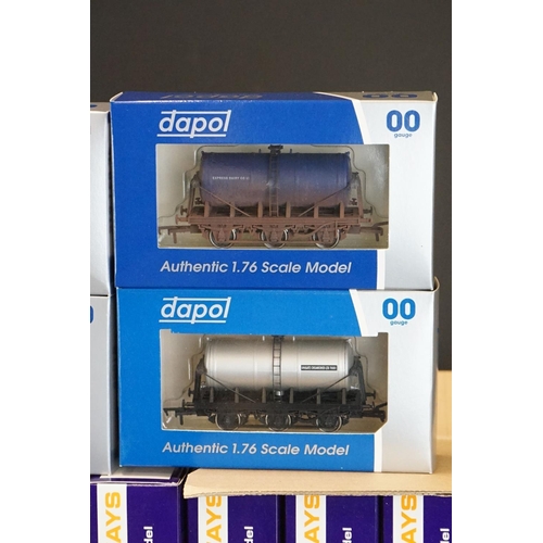 49 - 25 Boxed Dapol OO gauge items of rolling stock to include wagons, vans and tankers featuring 4F03101... 