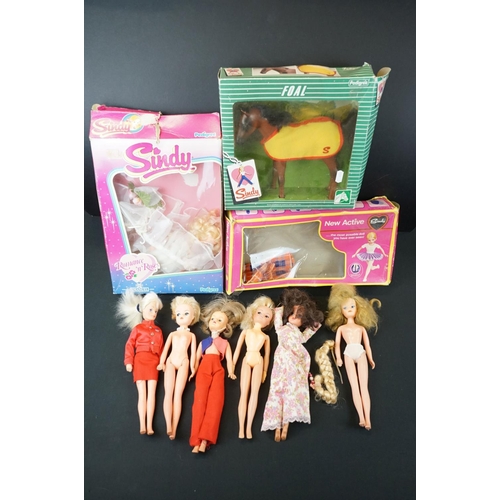 192 - Sindy - 8 Pedigree Sindy fashion dolls to include a boxed 42047 Romance 'n Roses doll (tatty box), a... 