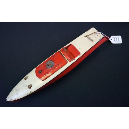 256 - Boxed Hornby Speed Boat, clockwork tin plate, in red & white with key, showing wear & rusting, tatty... 