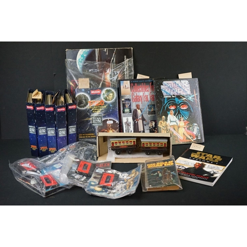 281 - Star Wars - Quantity of ephemera and collectables to include Ralph McQuarrie Production Paintings, a... 