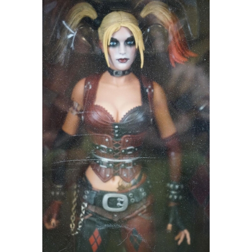 283 - Three boxed DC Harley Quinn figures to include NECA 1/4 Arkham City, Diamond Select Toys The Animate... 