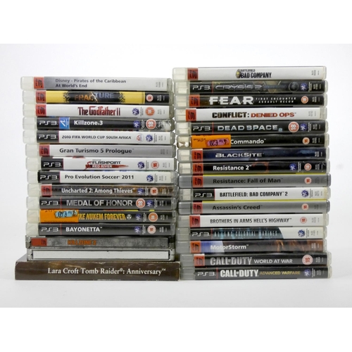 69 - A collection of 31 PS3 games, cased, to include : Duke Nukem Forever (manual), Bayonetta (manual), M... 