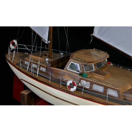 101 - Master Aitch, a well detailed radio controlled ketch pond yacht, with fibreglass hull and timber dec... 