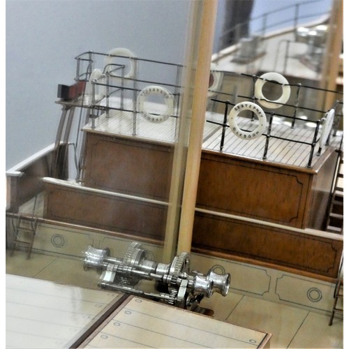 100 - S.S. Stepney of Glasgow, 1916, a builder's mirror backed half block model, the laminated and carved ... 