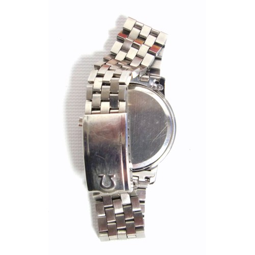 81 - Gentleman’s Omega Seamaster quartz braceletwatch with a day and date aperture, cased, Seiko quartz b... 