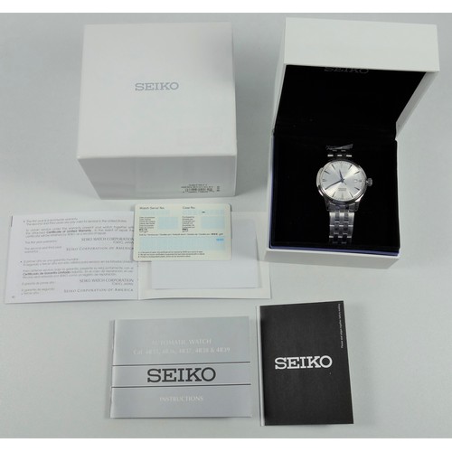 70 - A Seiko Presage Automatic gentleman’s bracelet wristwatch, with 23 jewels, stainless steel case, mod... 