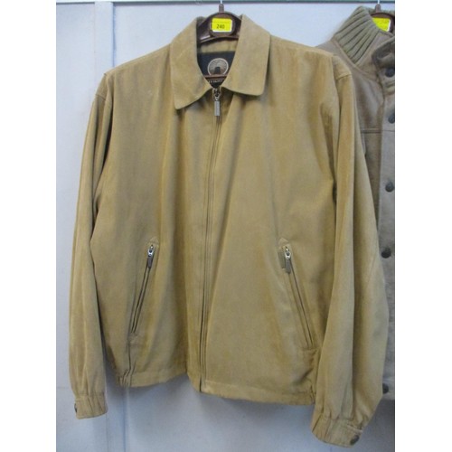 40 - Gents good quality clothing to include a Weatherproof tan suede effect sports jacket, size Medium, a... 