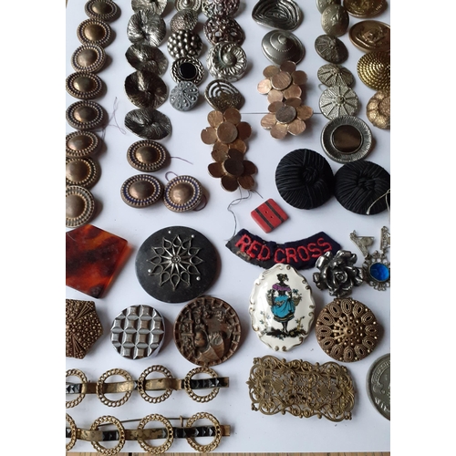 40 - Early to mid 20th Century buttons A/F together with vintage costume jewellery A/F and later costume ... 
