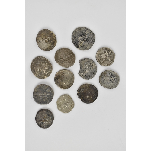 19 - A collection of twelve Eastern/Western late Roman Empire silver Denorius/Siliqua in varying conditio... 