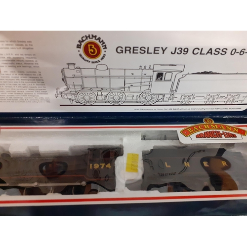 53 - Collectors boxed model trains to include Bachmann's Branch Line 00 gauge LMS 6100 engine, a Hornby L... 